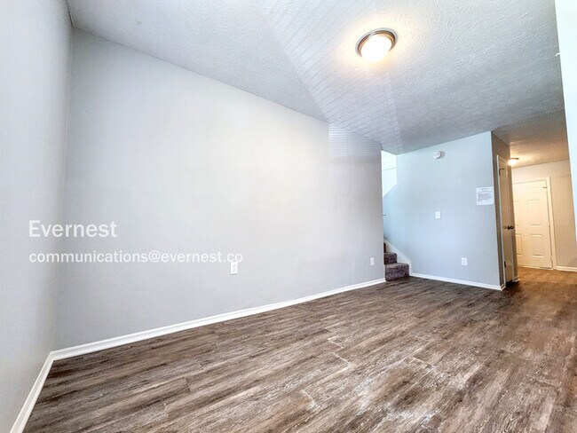 Building Photo - 901 Shiloh Ridge Run NW