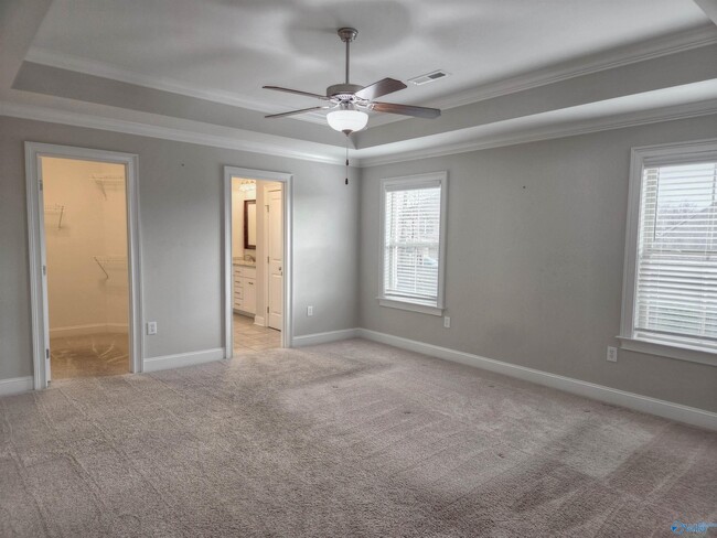 Building Photo - 223 Dustin Ln