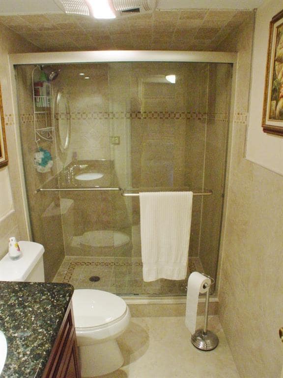 Building Photo - 405 N Ocean Blvd