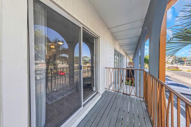 Building Photo - 4355 FL-60