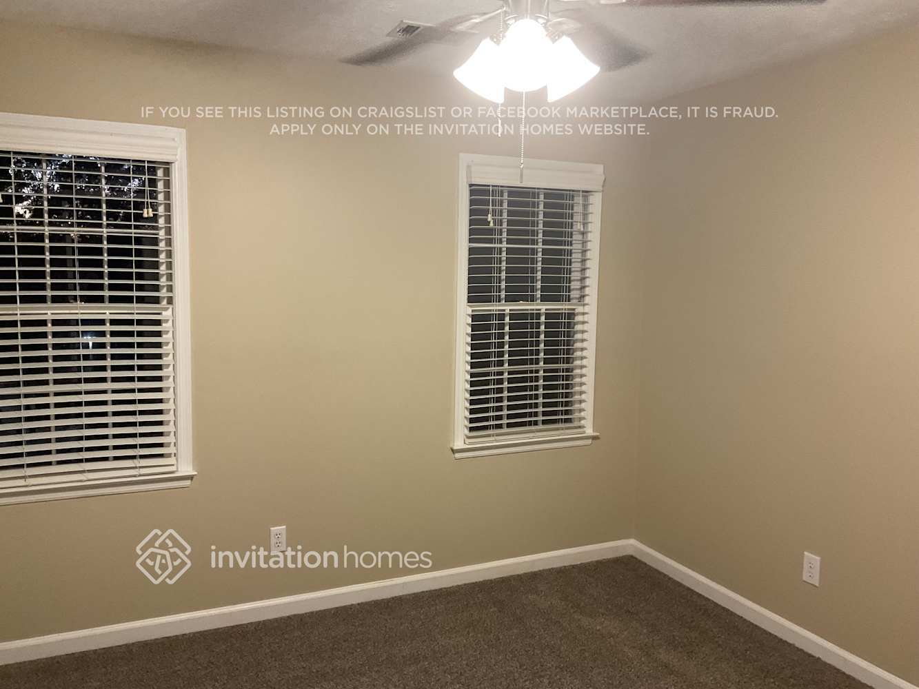 Building Photo - 1361 Willowbrook Dr SW