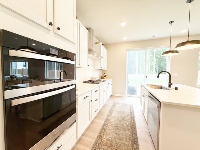 Building Photo - 2405 NE Waterlily Wy