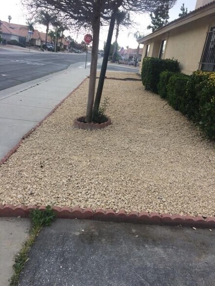 Building Photo - 853 Ensenada Dr