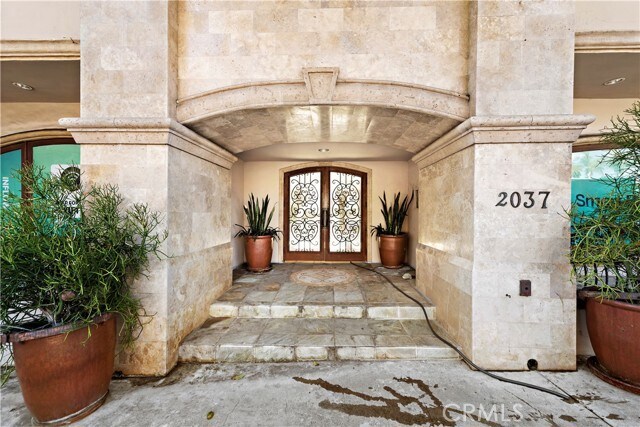 Building Photo - 2037 S Coast Hwy