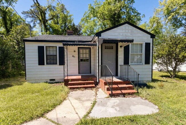 Building Photo - 431 Bussey Ave