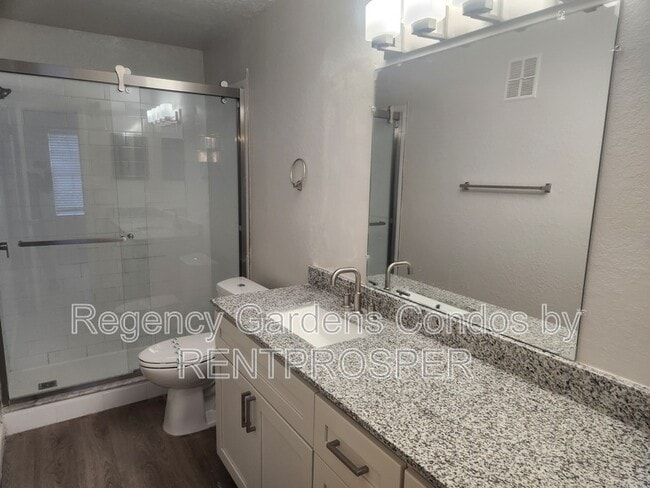 Building Photo - 5587 Devonbriar Way