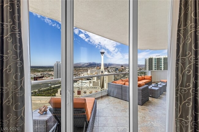 Building Photo - 2777 Paradise Rd