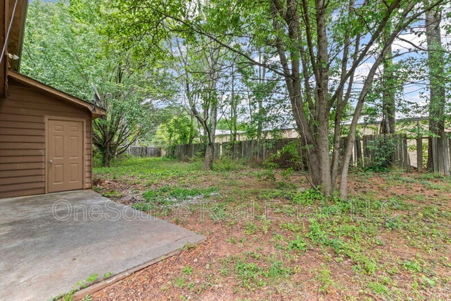 Building Photo - 5301 Stonebush Ter