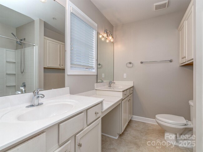 Building Photo - 2074 Ayrsley Town Blvd