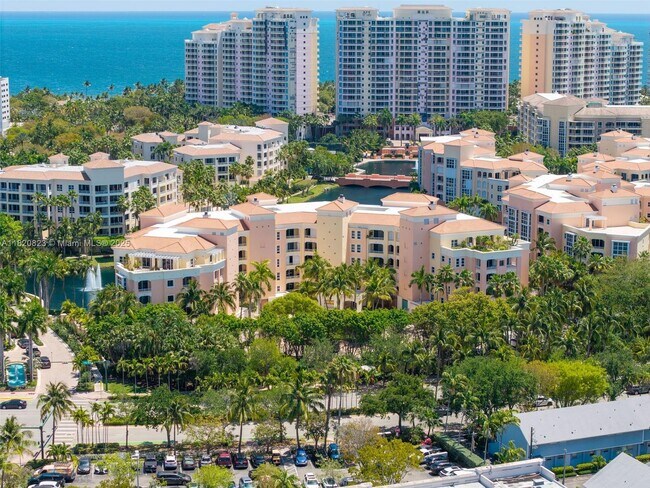 Building Photo - 725 Crandon Blvd