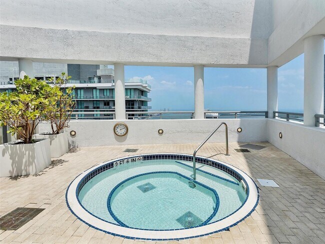 Building Photo - 60 SW 13th St