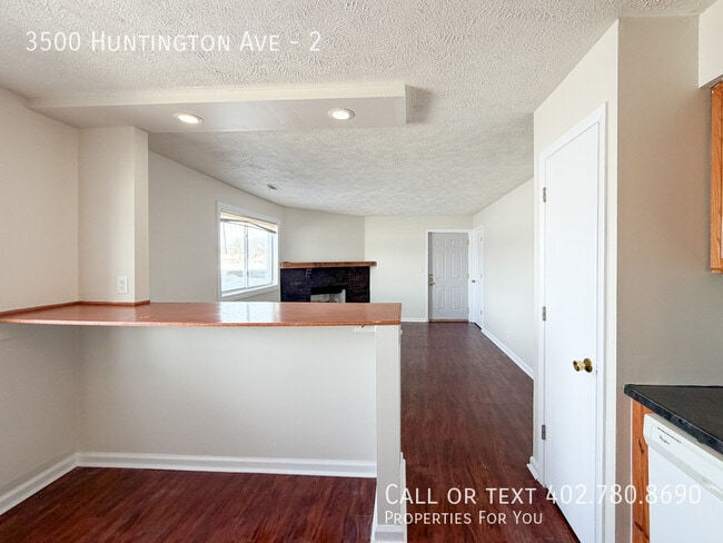 Building Photo - 3500 Huntington Ave