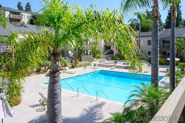 Building Photo - 8529 Villa La Jolla Dr