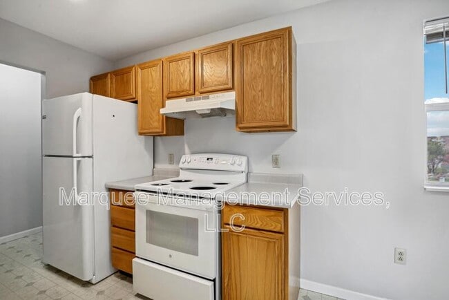 Building Photo - 118 Talon Pl