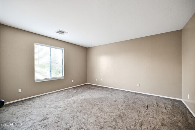 Building Photo - 15342 W Windsor Ave