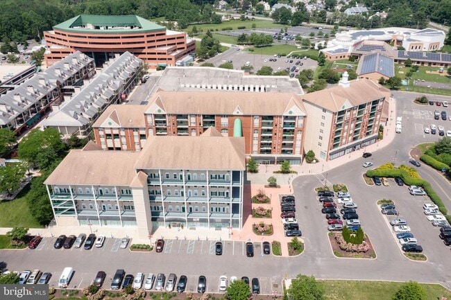 Building Photo - 6072 Main St