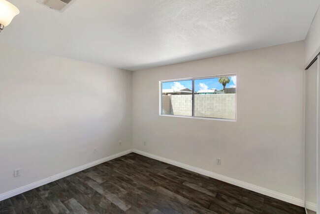 Building Photo - 82130 Adobe Rd