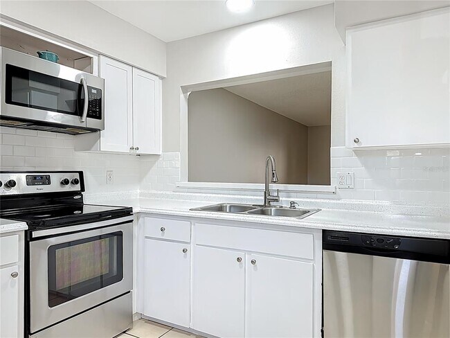 Building Photo - 4320 Middlebrook Rd