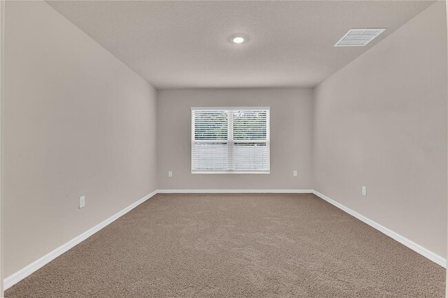 Building Photo - 2924 NE 20th Ter