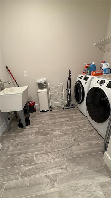 Building Photo - 5681 Arborvista Dr