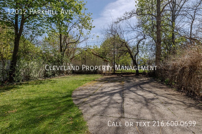 Building Photo - 12012 Parkhill Ave