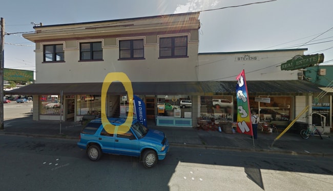 Building Photo - 97 E 1st St