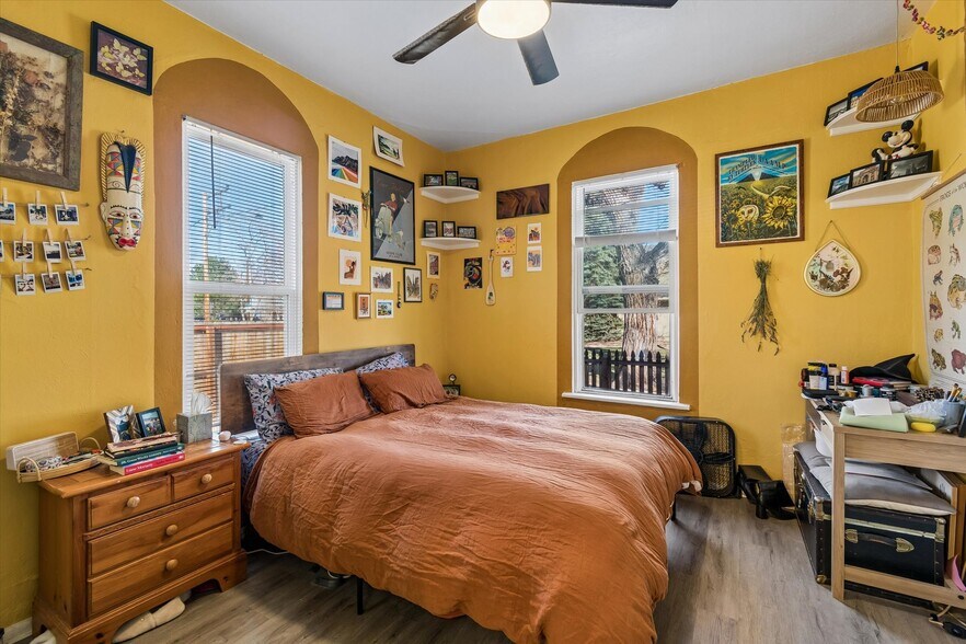 Building Photo - 1843 Grove St