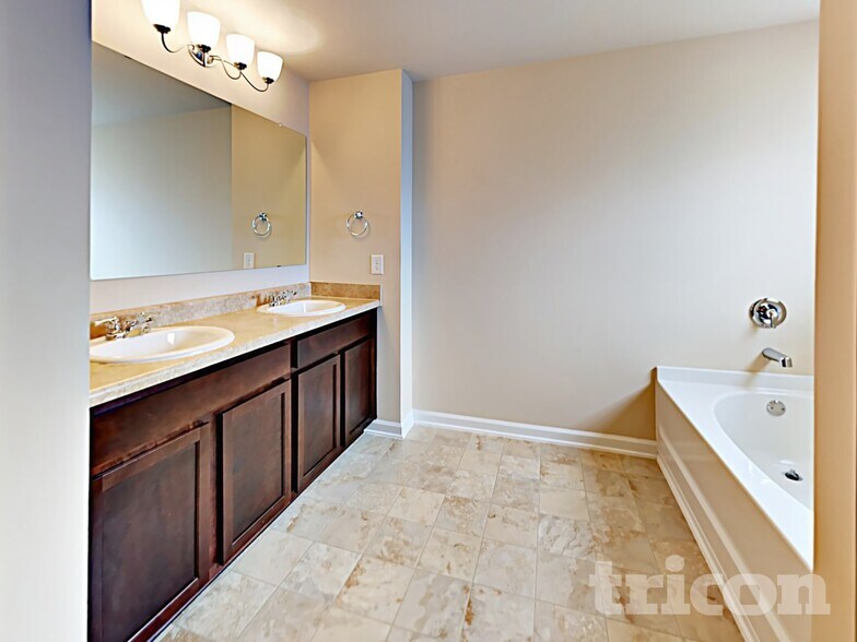 Building Photo - 106 Hayes Park Dr