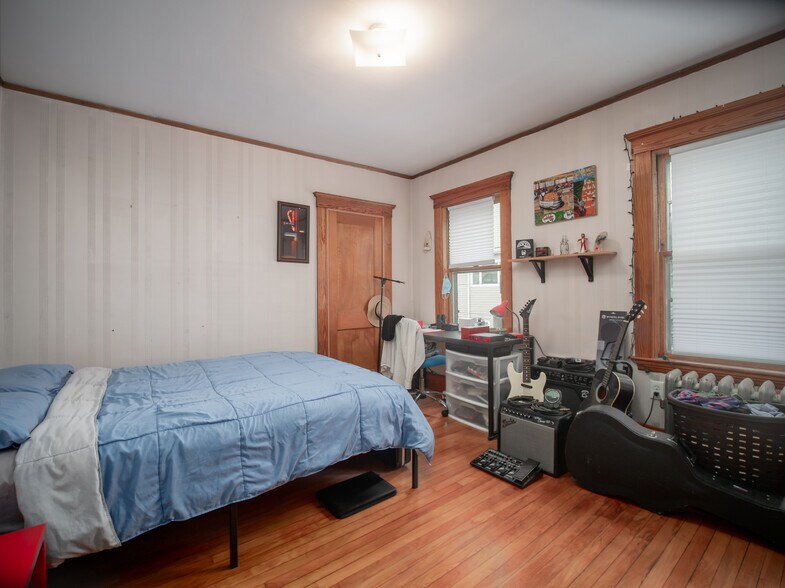 Building Photo - 60 Powder House Blvd