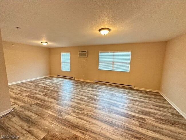 Building Photo - 3649 Indian Run Dr
