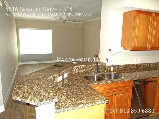 Building Photo - 4516 Seagull Dr