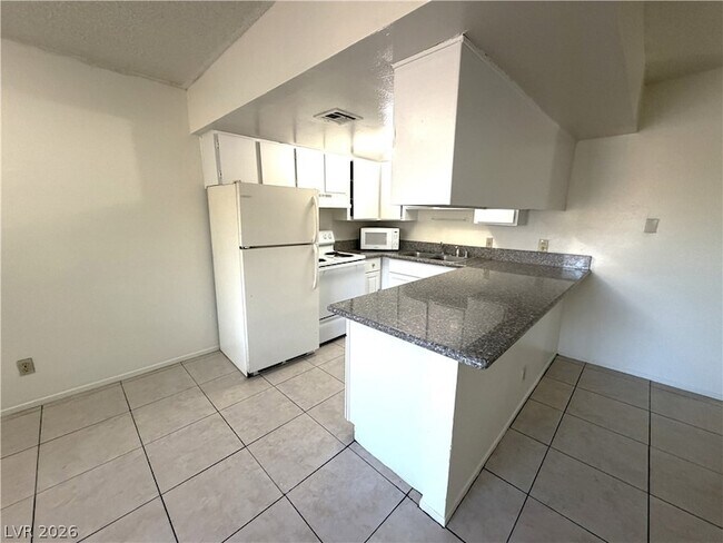 Building Photo - 3440 Civic Center Dr
