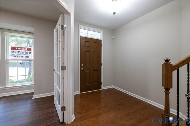 Building Photo - 1903 Old Brick Rd