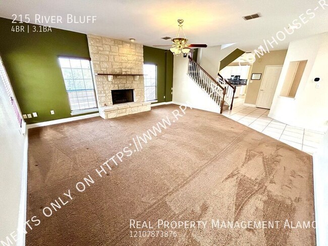 Building Photo - AVAILABLE NOW! 2-Story 4 Bedroom / 3.5 Bat...