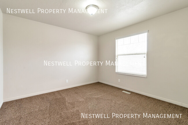 Building Photo - Open and spacious 3bd Rambler in West Jordan