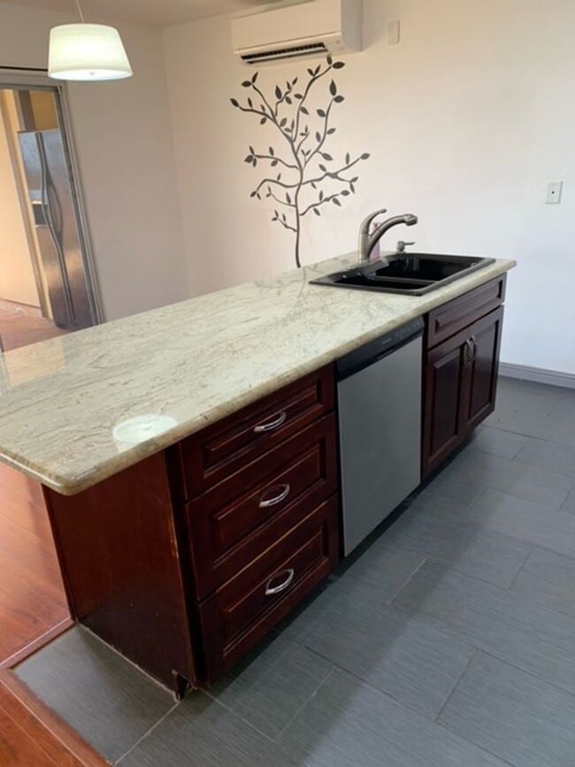 Building Photo - Waipio Gentry 3 bedroom, 2 bath house with garage - Avail now!