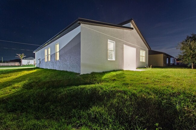 Building Photo - 186 Sweet Pea Ct