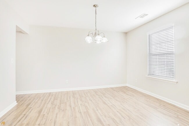 Building Photo - 6260 Whitetail Ct NW