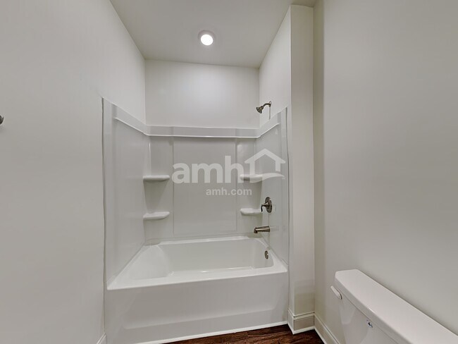 Building Photo - 1300 Ashlyn Ct