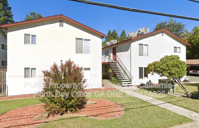 Primary Photo - 308 Cooper Ln