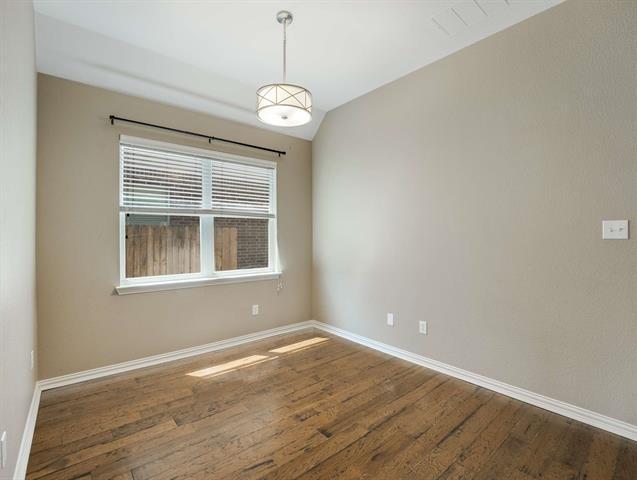 Building Photo - 4901 Newbridge Dr