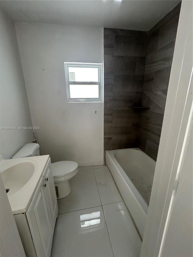 Building Photo - 551 NW 41st St