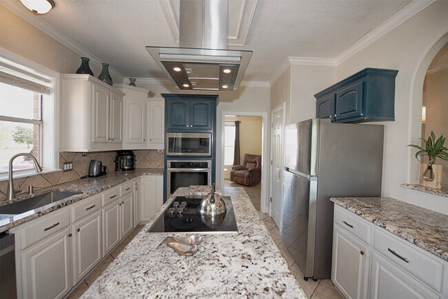 Building Photo - 5722 Delany Rd