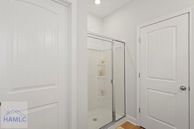 Building Photo - 568 Abode Ave