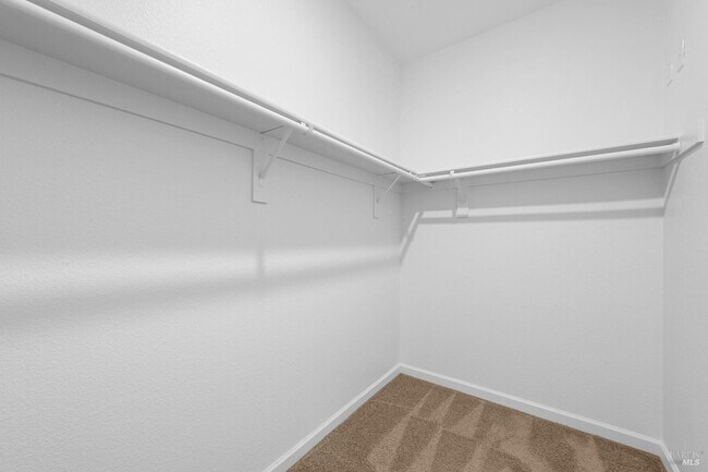 Building Photo - 655 Honey Bee Rd