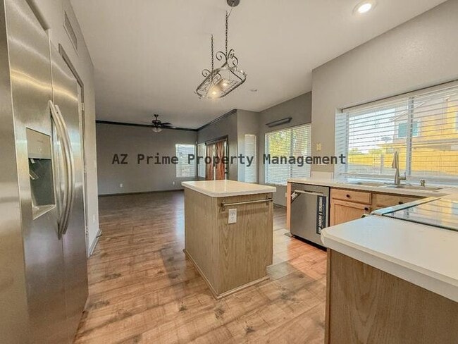 Building Photo - 260 W Calle Monte Vista