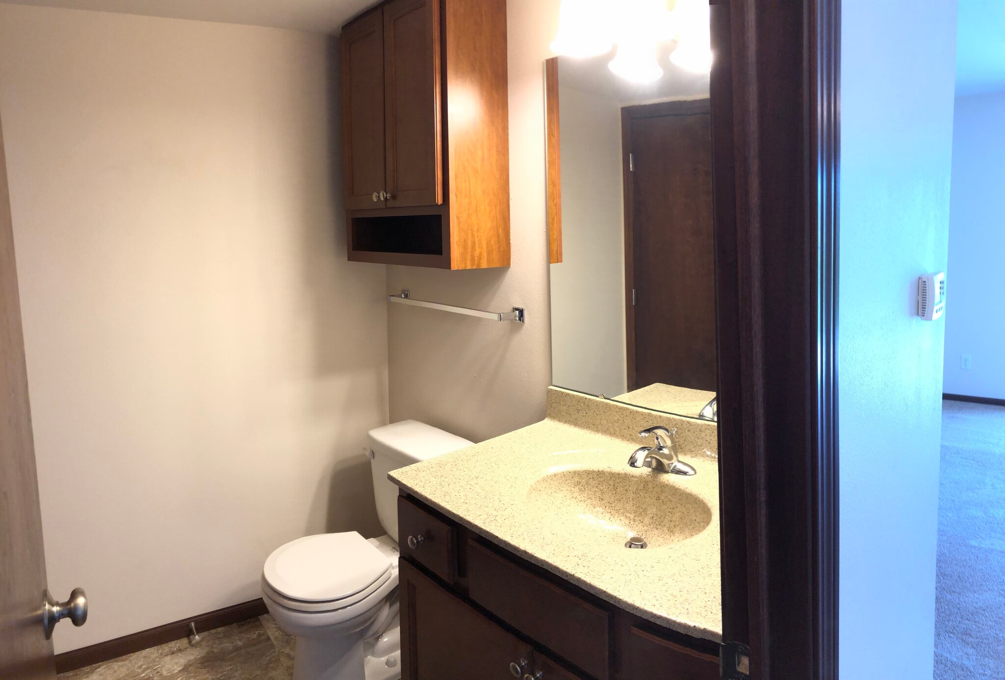 Half Bath - 1910 Wrigley St