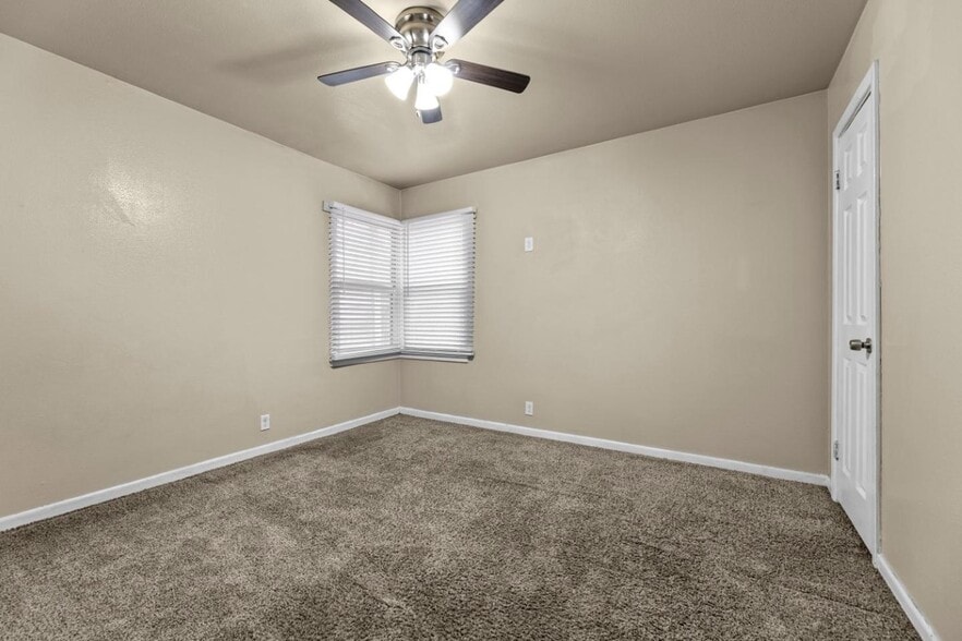 Building Photo - Charming Fort Worth Home with a Spacious B...