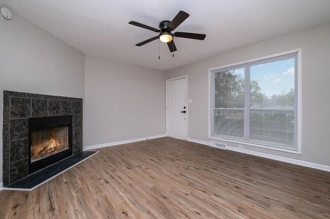 Building Photo - 6026 Olinda St