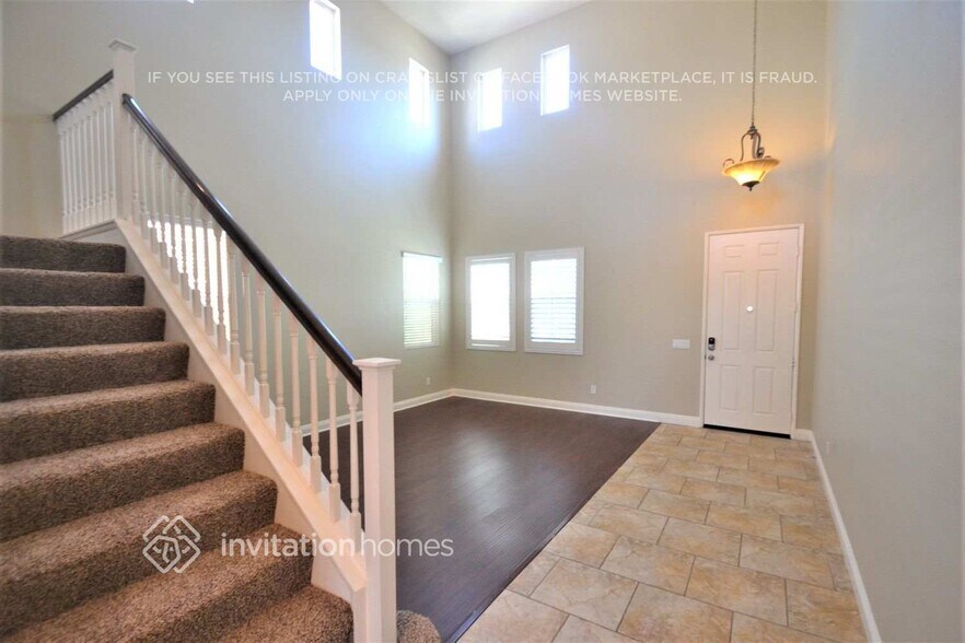 Building Photo - 30262 Trois Valley St